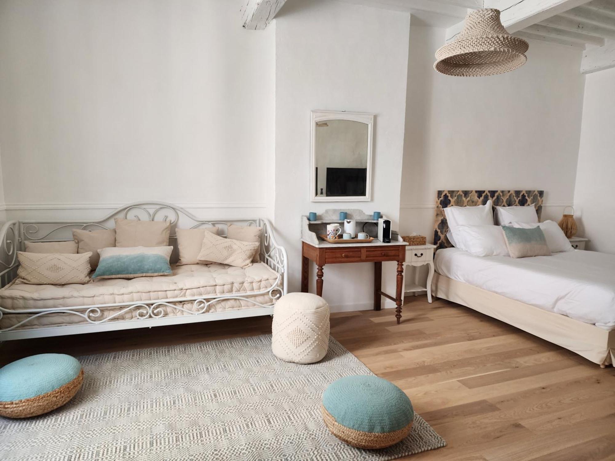 Bed and Breakfast La Belle Histoire Claviers Exterior foto